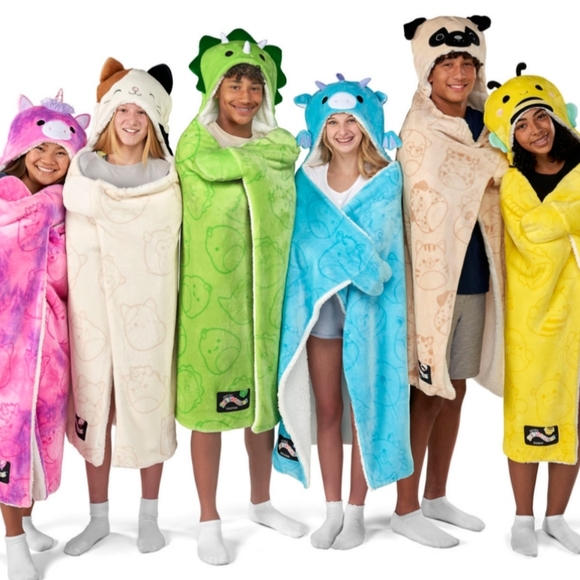 NWT❤️‍🔥Last 1! Squishmallows "Tristan"  Stegosaurus Super Soft Hooded Throw❤️ - Picture 8 of 9